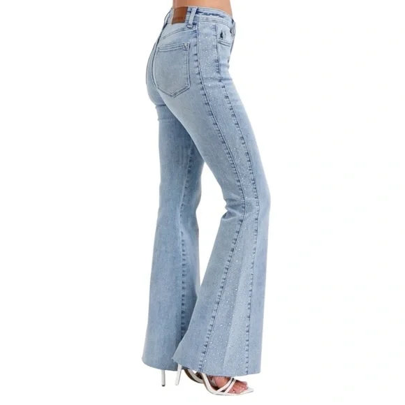 Judy Blue Full Size Mid Rise Rhinestone Side Panel Detail Flare Jeans Plus Size - Picture 2 of 15